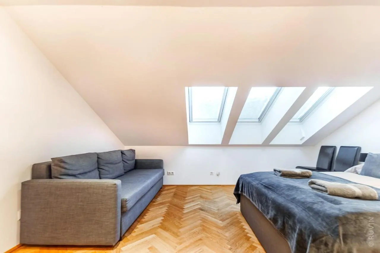 3 Bedroom Penthouse Ideal For Large Groups, 112 Vídeň